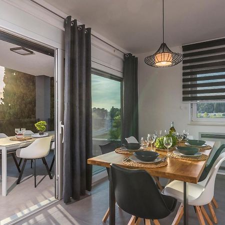 Apart Residence-Galant Rovinj Buitenkant foto