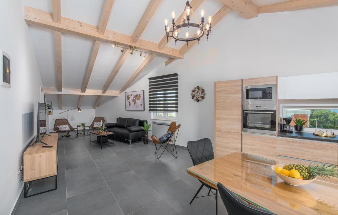 Apart Residence-Galant Rovinj Buitenkant foto