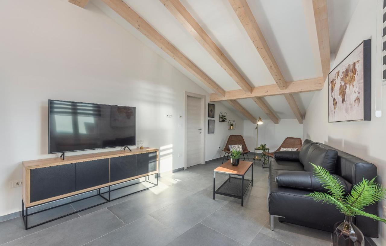 Apart Residence-Galant Rovinj Buitenkant foto