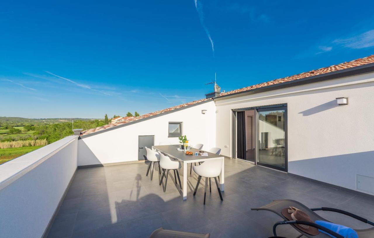 Apart Residence-Galant Rovinj Buitenkant foto