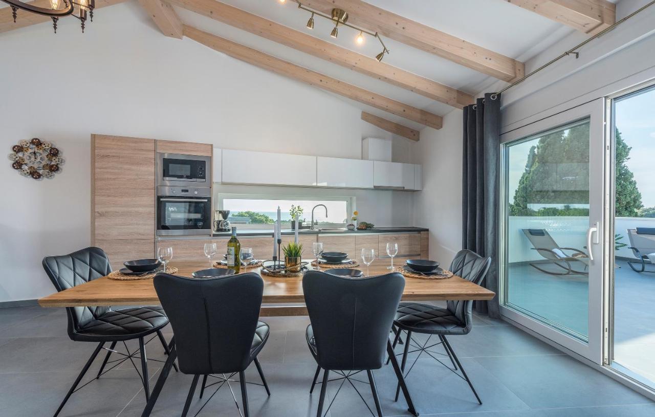 Apart Residence-Galant Rovinj Buitenkant foto