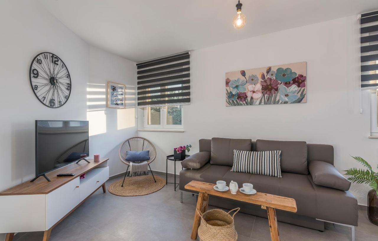 Apart Residence-Galant Rovinj Buitenkant foto