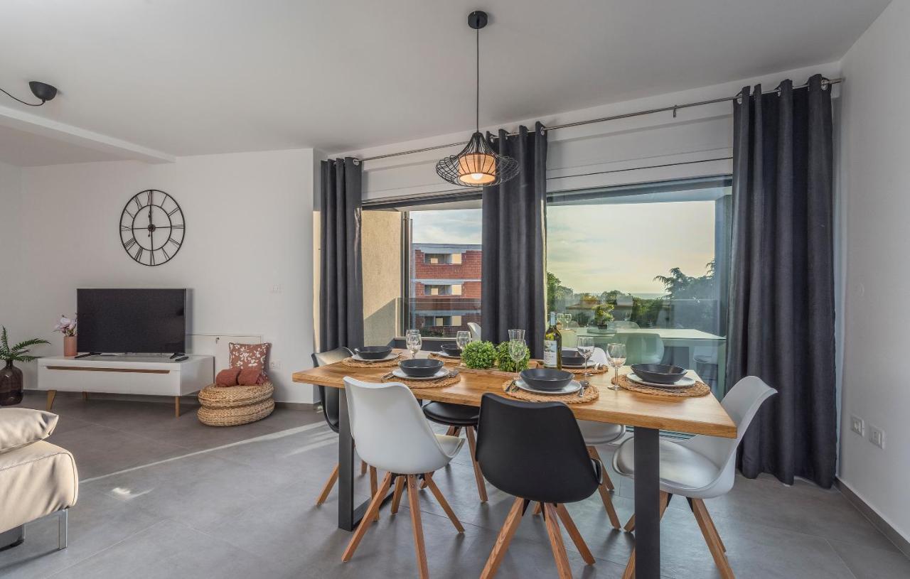 Apart Residence-Galant Rovinj Buitenkant foto