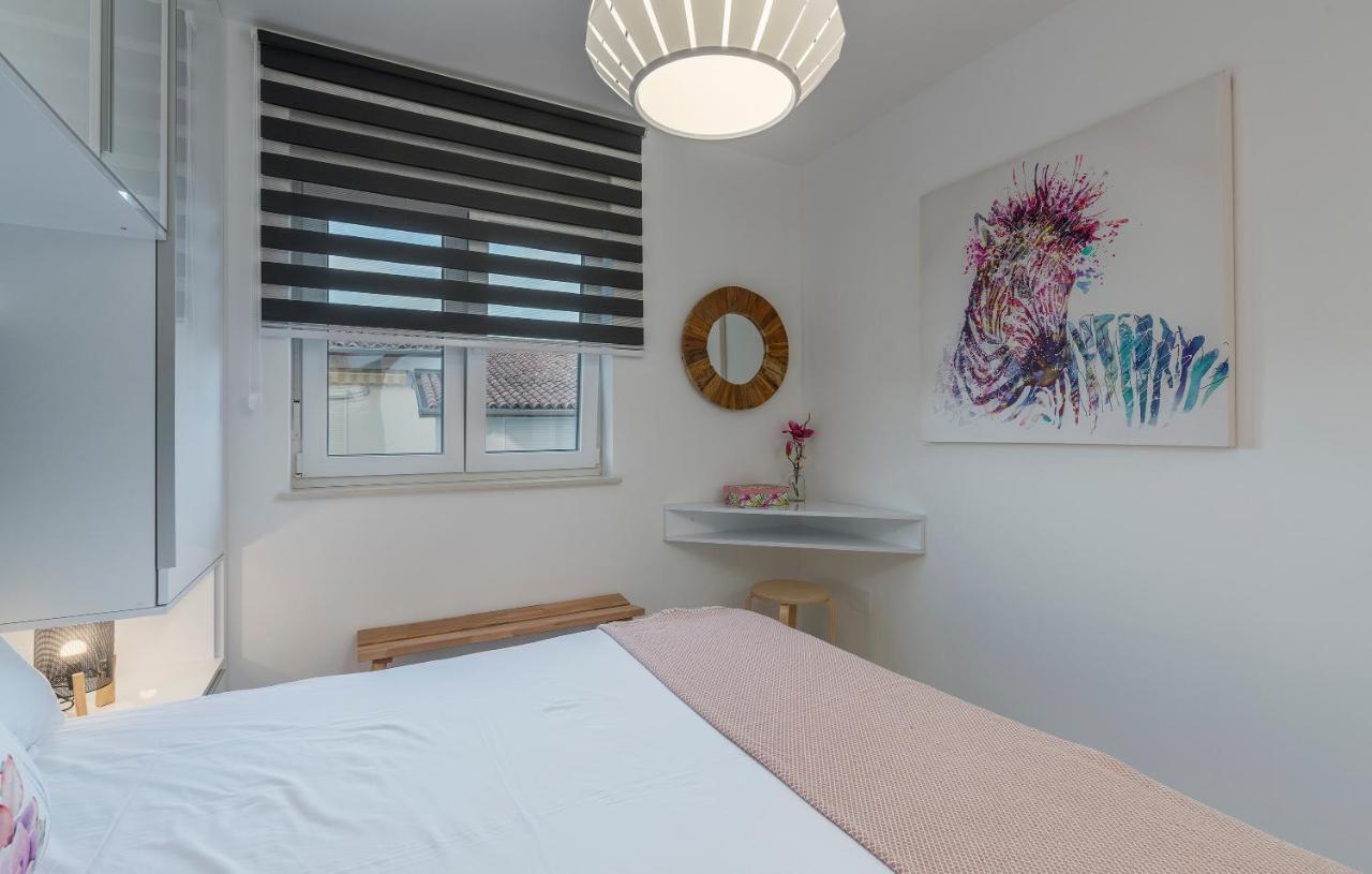 Apart Residence-Galant Rovinj Buitenkant foto